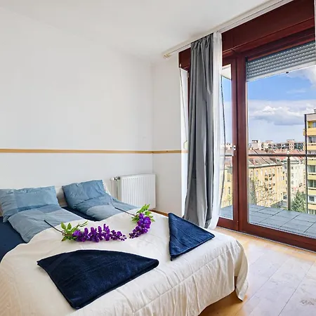 High Class Leopold Hotel