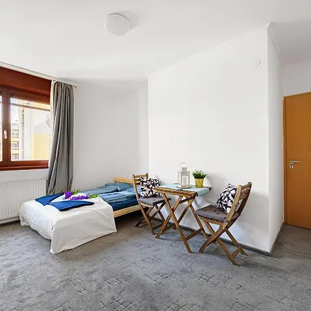 High Class Leopold * 布达佩斯