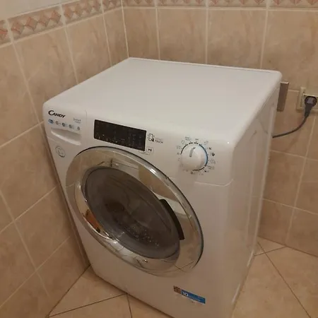 High Class Leopold * Budapest