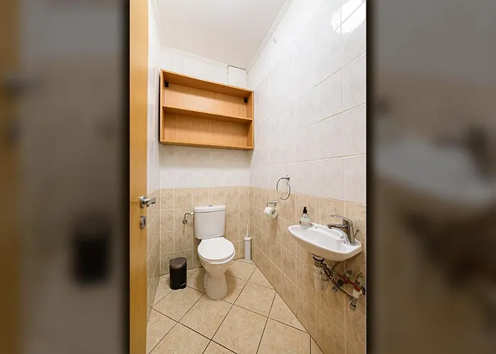 High Class Leopold Hotel *