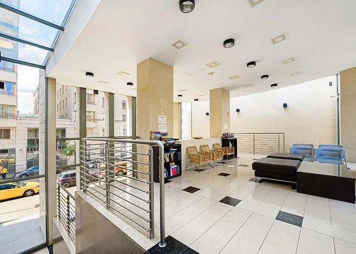 High Class Leopold Hotel *